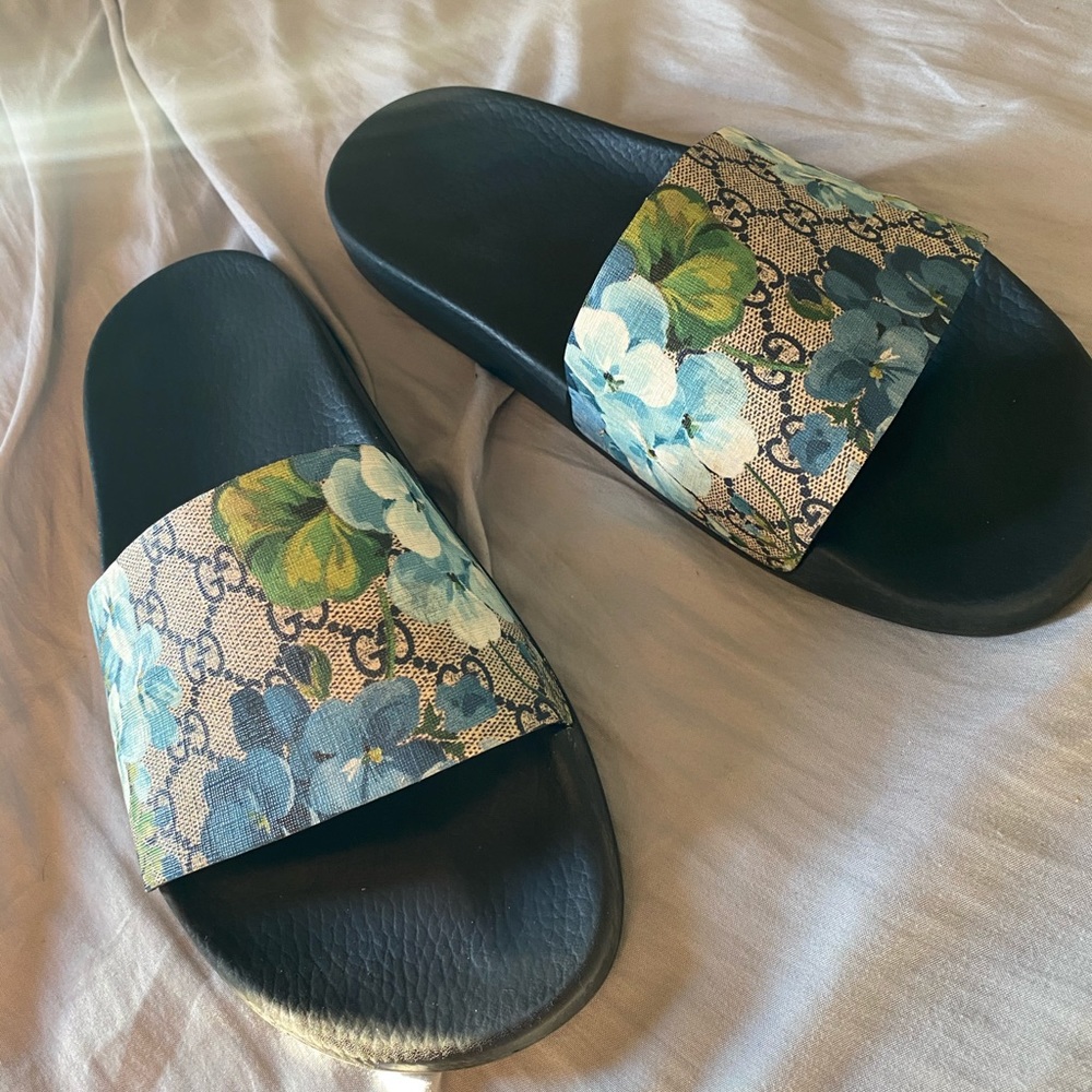 GUCCI BLOOMS slides VERY RARE